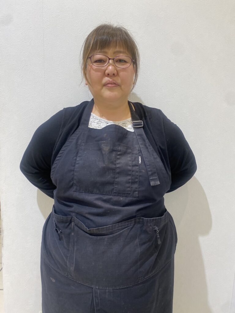 利田 智美